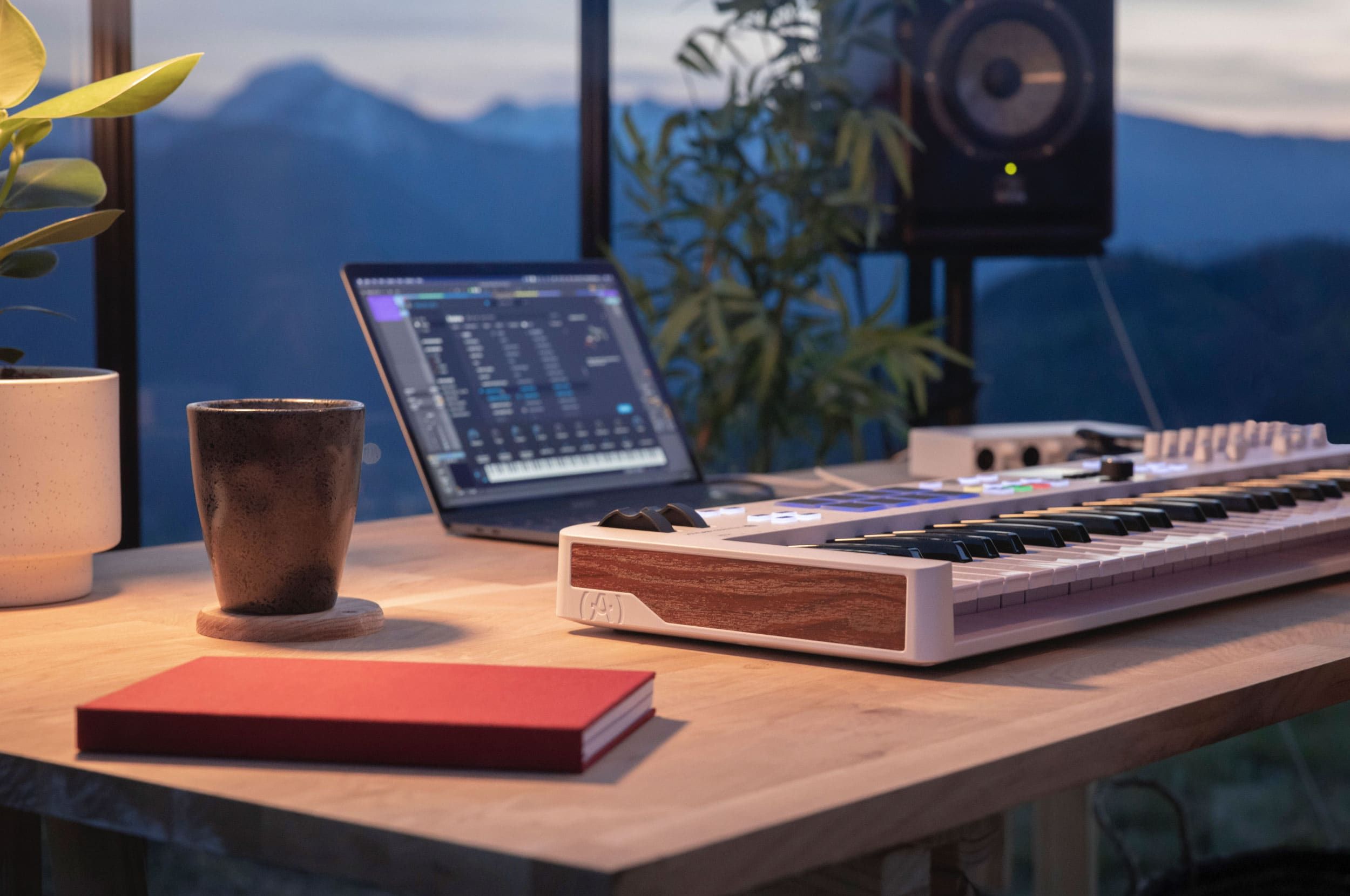 ARTURIA KEYLAB ESSENTIAL 16